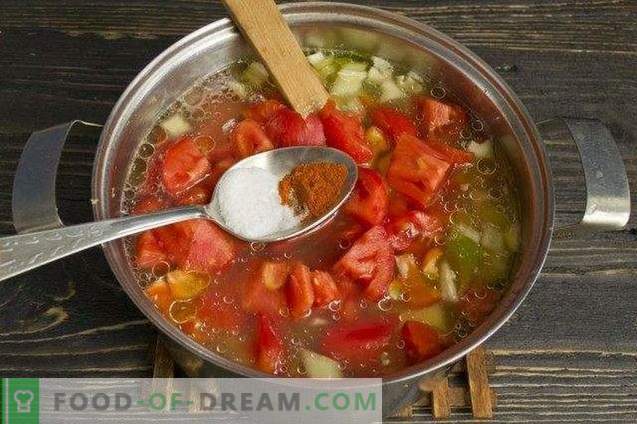 Tomatensoep met paprika en tijm