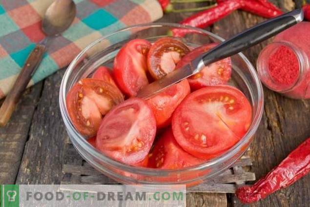 Tomatenketchup thuis voor de winter