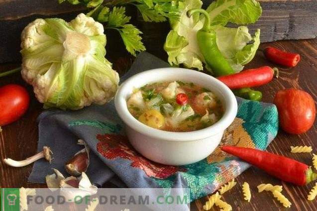 Vegetarische soep met bloemkool