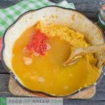 Cremesuppe mit Zucchini und Hühnchen