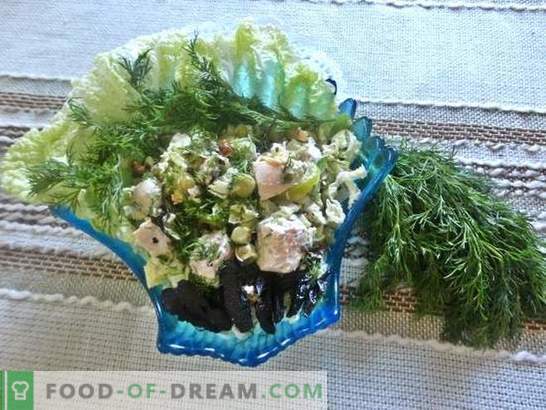 Salade met borst: een recept met foto's. Stap voor stap beschrijving van een geweldige salade met borsten, pruimen, kaas en Chinese kool