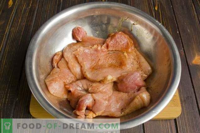 Heerlijk varkensvlees met kikkererwten en uien in de oven