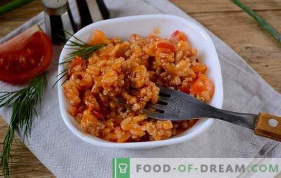 Rice with minced meat and vegetables in tomato: fantasy about the risotto of the available products. Photo-recipe for cooking rice with minced meat and vegetables in tomato: step by step