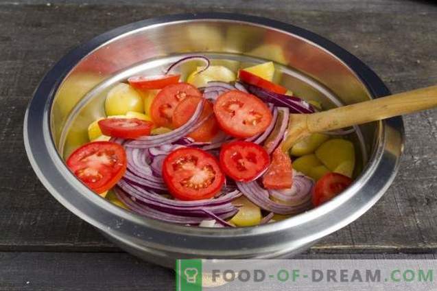Physalis-salade met tomaten en spinazie