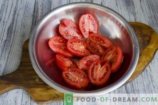 Gevulde paprika's in tomatensaus voor de winter