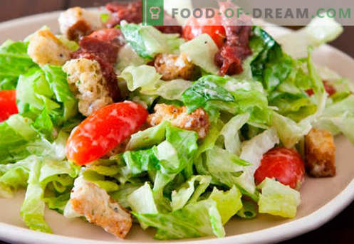 Salades voor elke dag - bewezen recepten. Salades voor elke dag koken.