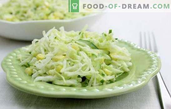 Salade met komkommers en mayonaise is altijd een actuele vitaminesnack. De beste recepten voor salade met komkommers en mayonaise