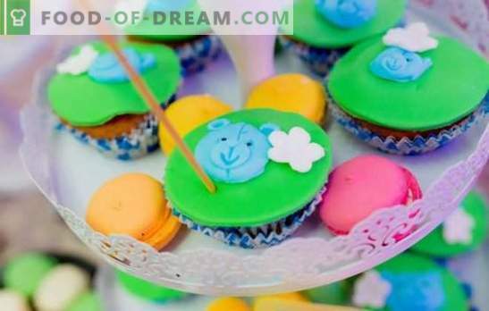 Glazuur voor cupcakes - een heerlijke decoratie voor zoetwaren. Kooktechnologie en soorten suikerglazuur voor muffins