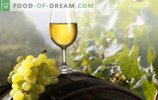 Witte wijn thuis: voor echte fijnproevers. Witte wijnrecepten thuis: van druiven, kersenpruimen, kruisbessen