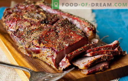 Hoe rundvlees op de juiste manier te grillen. Hoeveel rundvlees roosteren zonder de sappigheid te verliezen, hoe u rundvlees in een koekenpan kunt bakken 