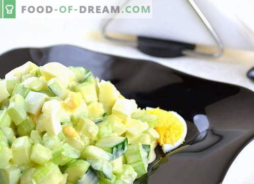 Selderijzengelsalade - de beste recepten. Hoe goed en smakelijk een salade van stengels bleekselderij koken.