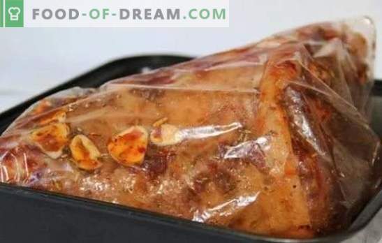 Varkensvleesgewricht gebakken in de oven in de hoes - de vervanging van worst. Bak de knokkel in de huls in de oven: op bier, met groenten