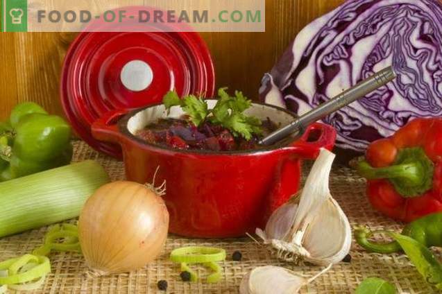 Borsch with red cabbage