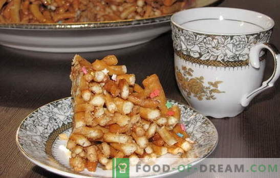 Deze chak-chak is thuis een recept. Alle trucjes en geheimen van het koken van honing home chak-chak