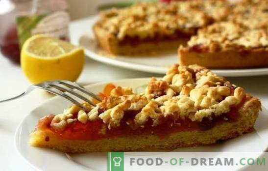 Geraspte appeltaart is een eenvoudig culinair wonder. De beste recepten voor geraspte taart met appels en noten, bananen, amandelen