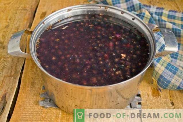 Black currant jam - simple, tasty, useful!