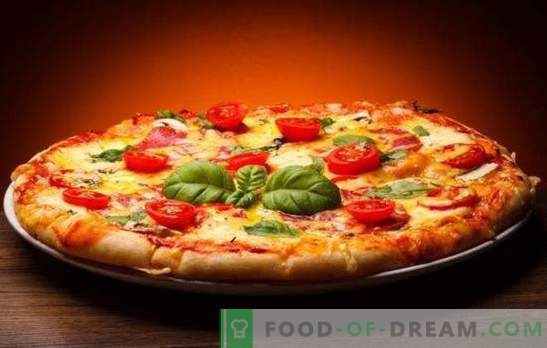 Pizza met kaas en tomaten is anders en erg lekker! Recepten snelle en originele pizza met kaas en tomaten