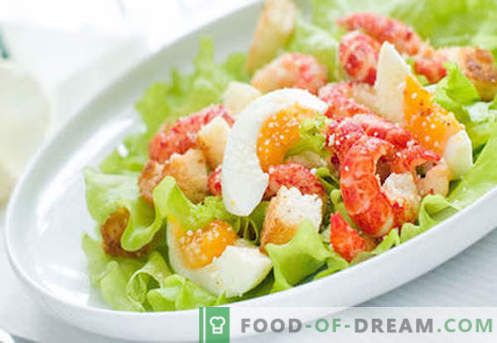 Salade met garnalen en zalm - de juiste recepten. Snelle en smakelijke kooksalade met garnalen en zalm.