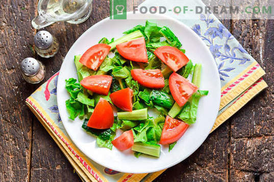 Dietary salad with chicken breast without mayonnaise