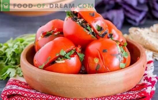 Tomaten in Armeens: pittige en kruidige gevulde tomaten. De beste traditionele recepten van tomaten in het Armeens