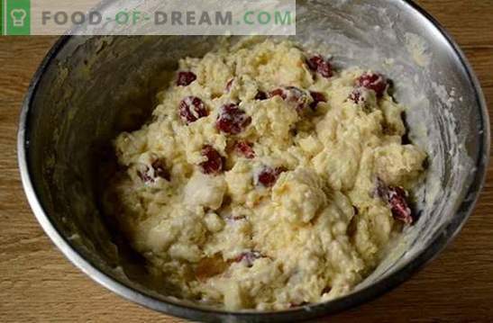 Kwark met kaaskaas: een klein toetje voor een groot theekransje. Koken met kersenmuffins stap voor stap met kersen (foto-recept)